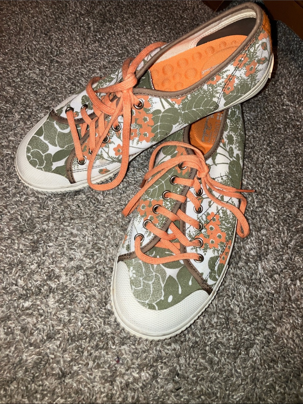 Tretorn Florence Broadhurst Floral Canvas Lace-Up Sneakers Green & Orange 8 - Picture 6 of 6